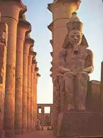 Templo egipcio de Luxor